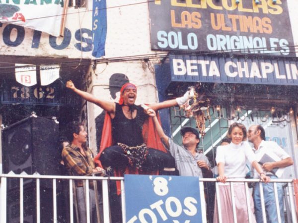 Archivo-Fernando-Garcia-Barrio-Comparsa-1050x525